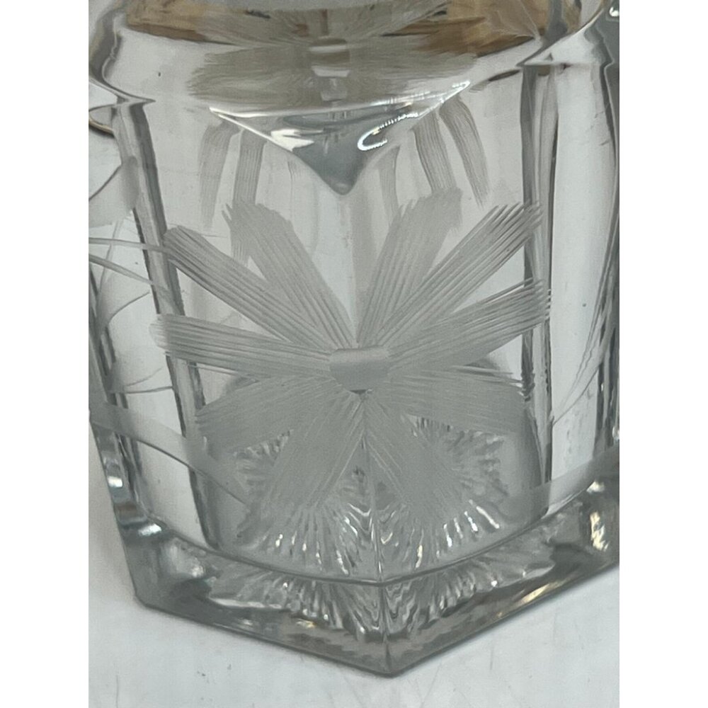Vintage Etched Clear Glass Jar with Decorative Lid Floral Pattern Collectible - Picture 4 of 7